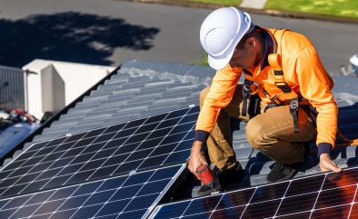 Switch to Solar: The Complete Guide to Choosing the Right Solar Panel Dealers & Installers's Thumbnail Image